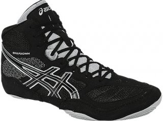 Latest Asics Snapdown. And with Asics Snapdown Black/Silver J502Y 9093, you look even more fashionable. Closing sale for Asics Wrestling Shoes.