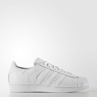 Embrace bold style with the adidas Superstar snakeskin-embossed Shoes, combining iconic design, snakeskin detailing, and unbeatable comfort.