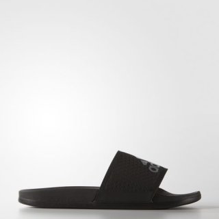 The adidas adilette Supercloud Slides combine ultimate comfort with lightweight cushioning for relaxed and stylish wear.