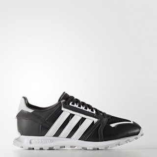 adidas White Mountaineering Racing Shoes, a collaboration of adidas\' running heritage and Japanese outdoor brand White Mountaineering\'s functional design.