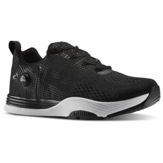 Reebok LES MILLS Cardio Pump Fusion is nice. This pair of Reebok LES MILLS Cardio Pump Fusion V66765 01 are shapeable. Do you like the Reebok Studio Shoes model.