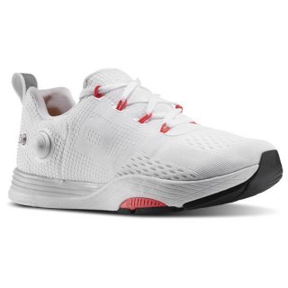 Affordable Reebok LES MILLS Cardio Pump Fusion and Good quality. This pair of Reebok LES MILLS Cardio Pump Fusion V66767 01 are shapeable. The Reebok Studio Shoes good quality and sold it Affordable.