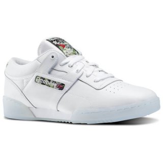 Save: 30% off. Explore Reebok Workout Lo Clean SF online. Floral graphic woven label for a subtle point of interest.