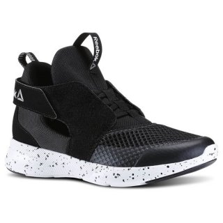 Latest Reebok Sayumi SMR . Reebok Sayumi SMR V68940 01 is always popular with youngsters. Closing sale for Reebok Studio Shoes.