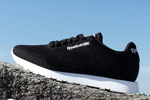 Reebok Snipes Sneaker Black/White