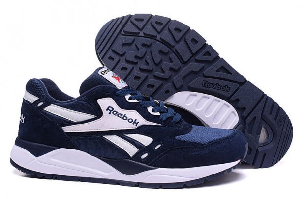 Reebok Classic Line Running Shoe Navy/White