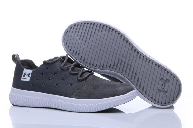 UA Charged 24/7 Low Leather Grey