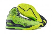 UA ClutchFit™ Drive Mid Basketball Shoes Green