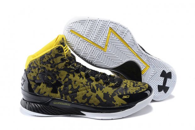 UA Curry One Basketball Shoes Black/Yellow