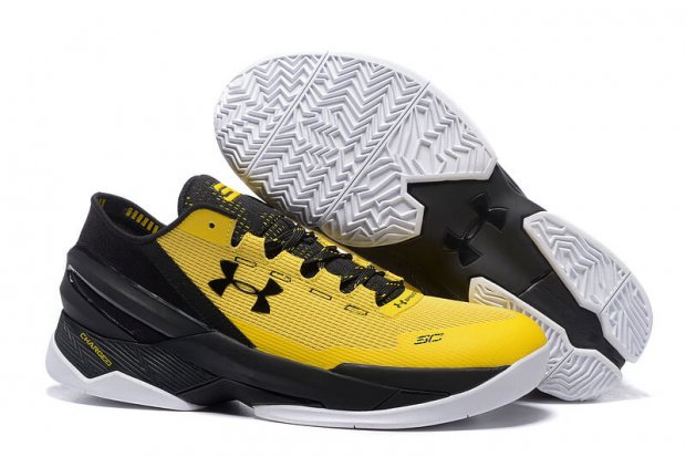 UA Curry Two Low Basketball Shoes Black/Yellow