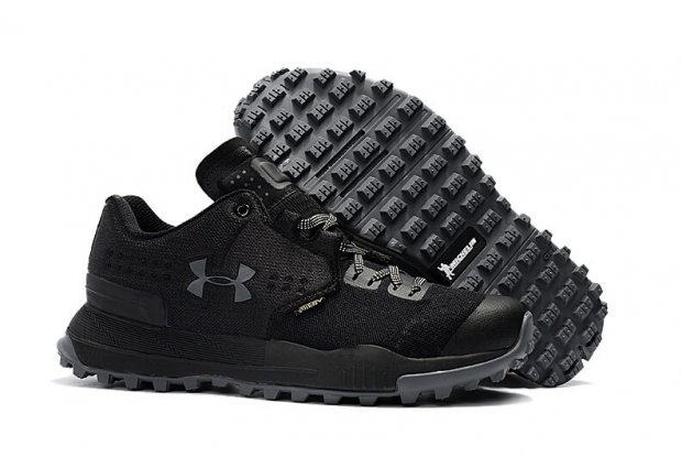 Men\'s UA Newell Ridge Low GORE-TEX Black