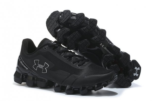Men\'s UA Scorpio Black